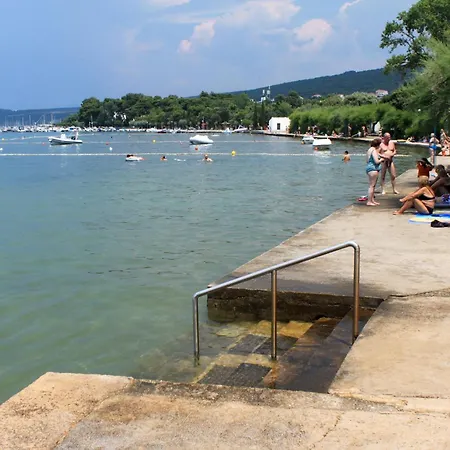 דירה With Parking Space Punat, Krk - 5343 פונאנט