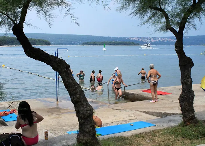 With Parking Space Punat, Krk - 5343 דירה פונאנט