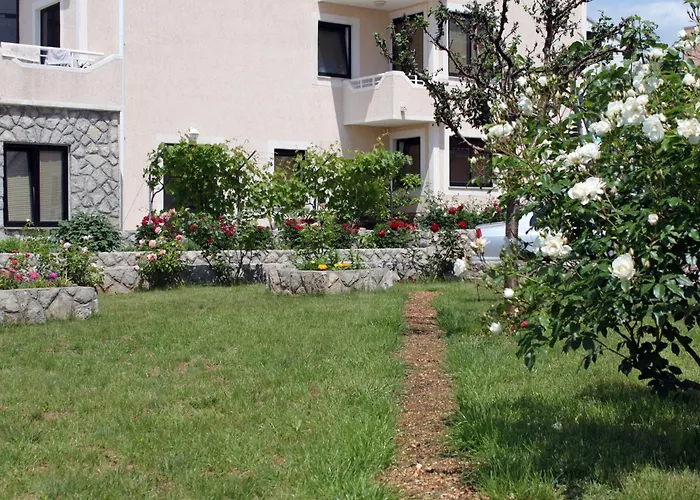 With Parking Space Punat, Krk - 5343 דירה פונאנט