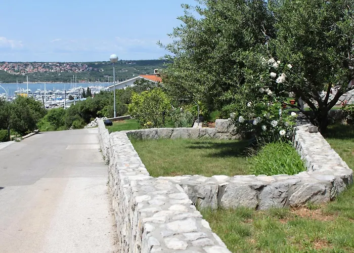 With Parking Space Punat, Krk - 5343 דירה פונאנט