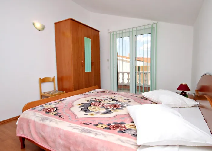 With Parking Space Punat, Krk - 5343 * פונאנט